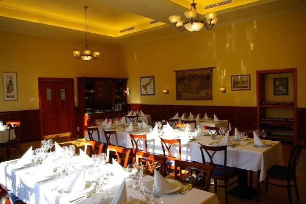 Mádi Kúria*** Hotel és Rendezvényközpont